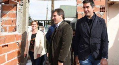 Ritondo y Mosca, antes de llegar a Trenque Lauquen, pasaron por Pehuaj� y le �mojaron la oreja� a Pablo Zurro