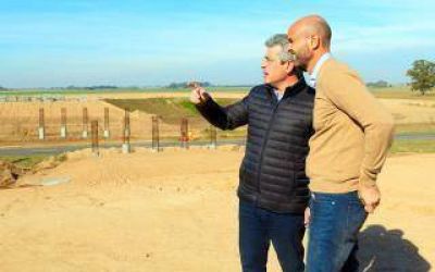Dietrich recorri� obra de ruta 8 en Pergamino: 