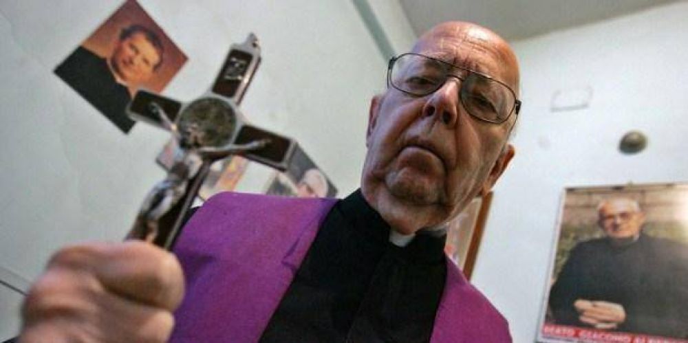 Los asombrosos dilogos entre el diablo y un exorcista del Vaticano