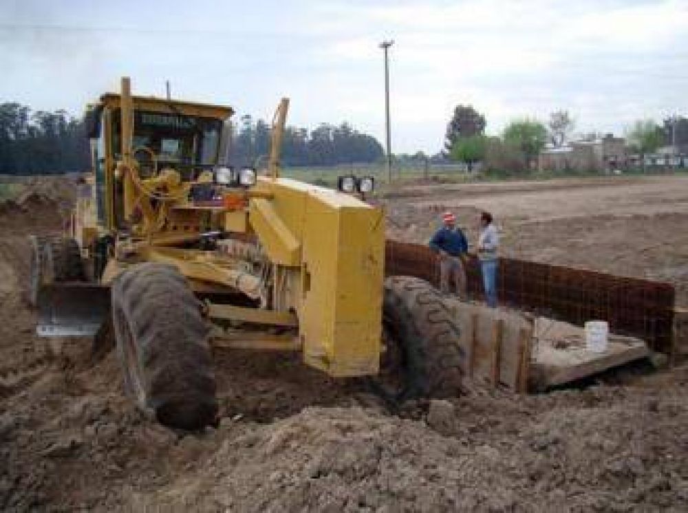 Contin�an los avances en la obra del Camino de Cintura