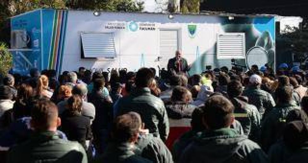Manzur asegur� que la Naci�n redujo en un 50% el env�o de leche para CAPS y hospitales
