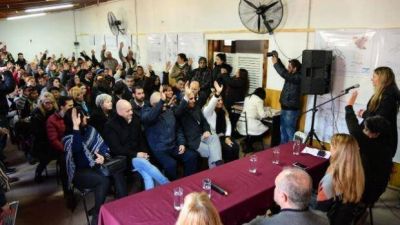 Provincia realiz� la audiencia p�blica para mejorar un barrio de Carlos Paz