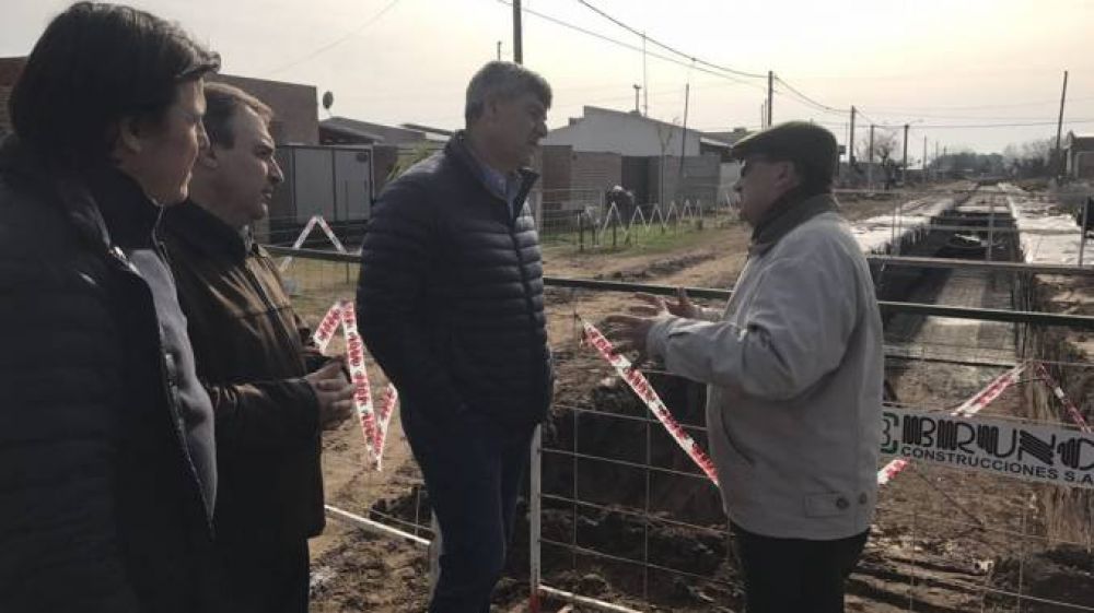 Buryaile: �Estoy muy confiado en que la gente va a decidir mirar al futuro  y no volver al pasado�