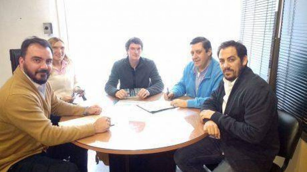 Se licit� la compra de ca�er�a para el gasoducto Casey Bonifacio � Cochic� Guamin�