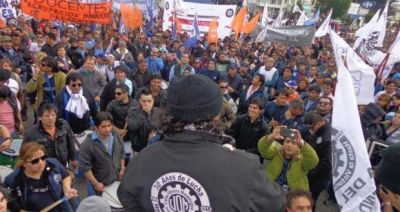 Acuerdo salarial entre la UOM y las electr�nicas fueginas