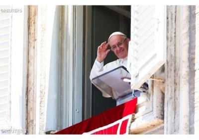�ngelus del Papa: Dios fecunda la historia