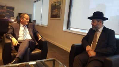 La comunidad Jud�a de la Argentina recibi� con honores al Gran Rabino de Israel David Lau