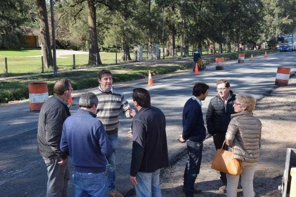 Oscar Luciani recorri� obras en ejecuci�n