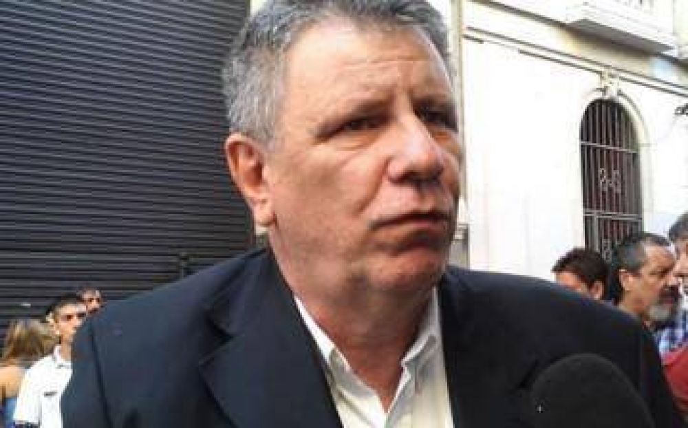 Degli Innocenti: �Que Macri venga a caminar la calle Mitre con Doval de la mano�