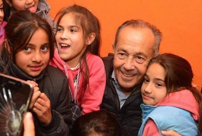 Adolfo: �Tenemos que crear cooperativas para que trabajen los vecinos�