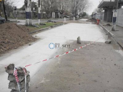 Tareas de bacheo sobre Vicente L�pez