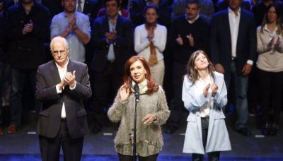 Con los tapones de punta: ofendido, el kirchnerismo exige a Macri disculpas por dichos de gur� PRO