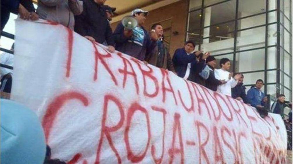 Cresta Roja: un conflicto con despidos, amenazas y trompadas