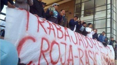 Cresta Roja: un conflicto con despidos, amenazas y trompadas