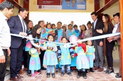Isla de Ca�as: se inaugur� un nuevo Centro de Primera Infancia