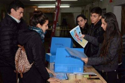 La Secretar�a de la Juventud anunci� el cronograma de pago de becas