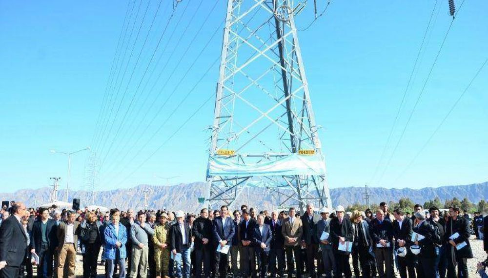 Se destinaron $1.400 millones para construir 11 obras el�ctricas decisivas
