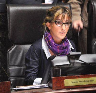 Gorbea present� un pedido de informes al Gobierno porte�o