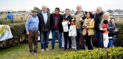 La UTTA presente en la gran reuni�n h�pica de Gualeguaych�
