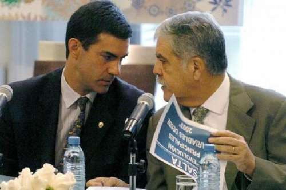 Urtubey critic� la permanencia de De Vido: 