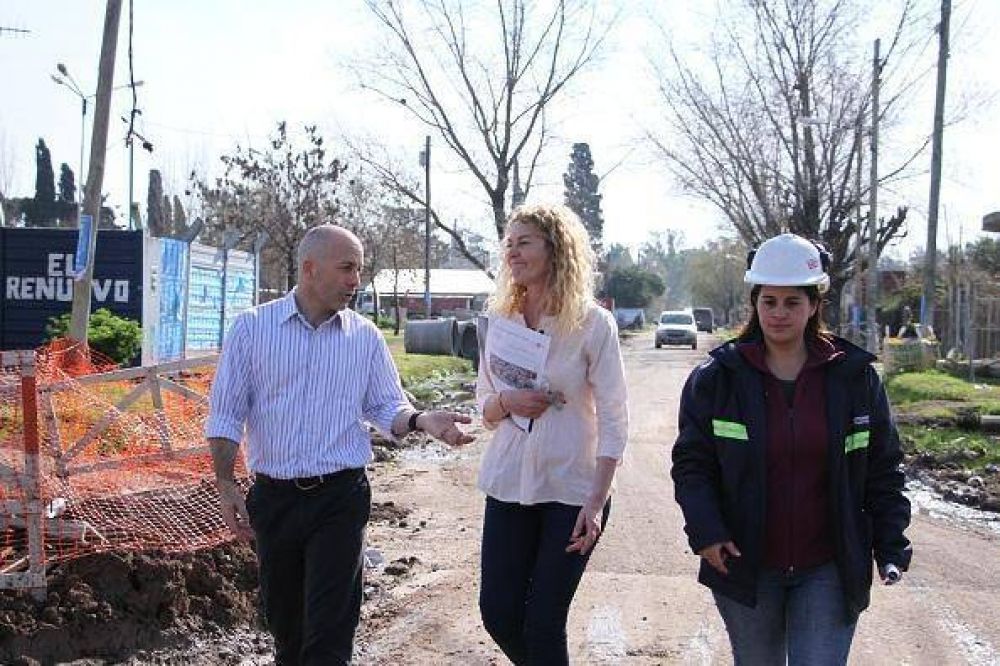 Ducot� recorri� obras hidr�ulicas en Peruzzotti