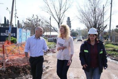 Ducot� recorri� obras hidr�ulicas en Peruzzotti