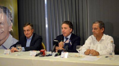 Dujovne pas� por la ciudad y evit� tensiones pol�ticas