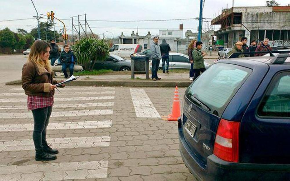 Unas 80 personas por d�a rinden examen para obtener la licencia conducir