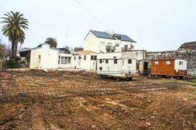 Construyen una nueva pileta de rehabilitaci�n en el Anexo �Dr. Enrique Vilbazo�