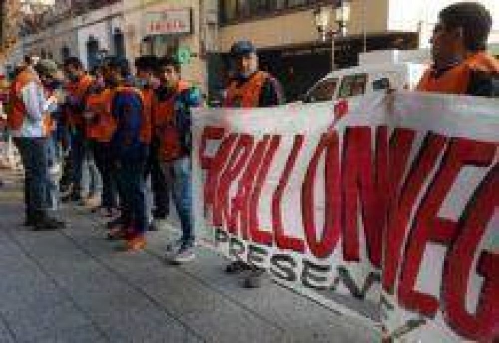 La AOMA protest por la medida que paraliz 5.000 puestos de trabajo en La Alumbrera
