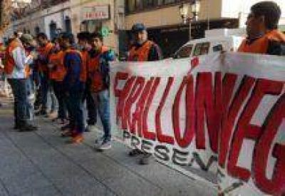 La AOMA protest� por la medida que paraliz� 5.000 puestos de trabajo en La Alumbrera