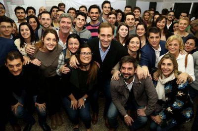 Garro le pone el hombro a la campa�a de Cambiemos en La Plata