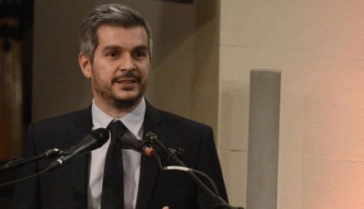 Marcos Pe�a en campa�a: Habl� de Mar del Plata y le peg� a Cristina, Massa y Randazzo