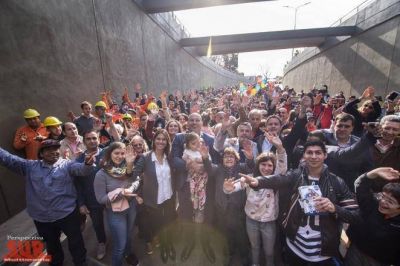 Qued� oficialmente inaugurado el bajo v�as de Bernal