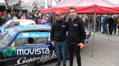 154 aniversario: Inauguraron obras de repavimentaci�n de la Av Cabral y calle Taborda