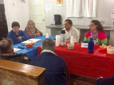 Visita de campa�a de Federico al Barrio Escuela 18