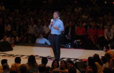 A dos semanas de las elecciones, el presidente Mauricio Macri visita Santa Fe