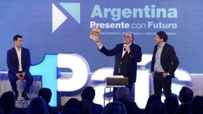 El stand up econ�mico de la campa�a de 1Pa�s