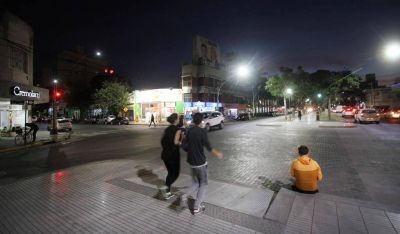 Avenidas y calles de la ciudad ya lucen nueva iluminaci�n LED