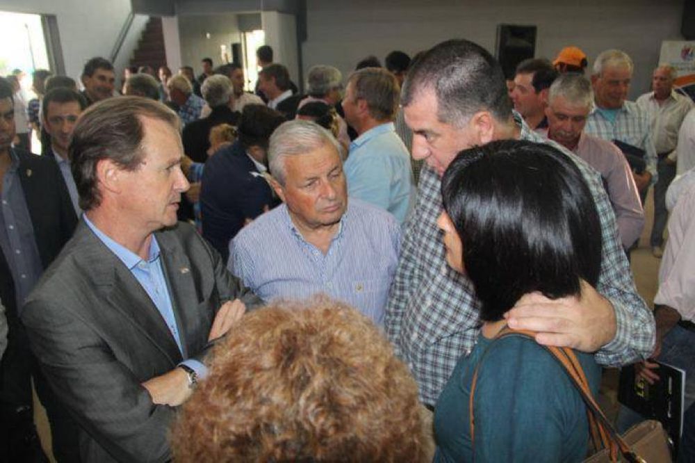 Bordet entreg� aportes a la Fundaci�n Micaela