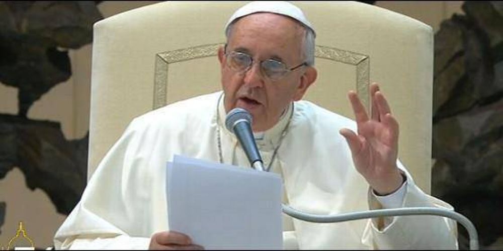 El Papa retoma sus audiencias p�blicas en el Aula Pablo VI