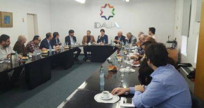 Mart�n Lousteau: �Argentina deber�a tener un embajador pol�tico en Israel�