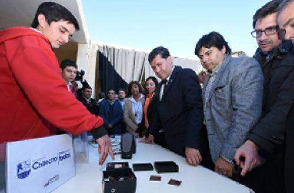 Casas ratific� la educaci�n como principal pol�tica de Estado