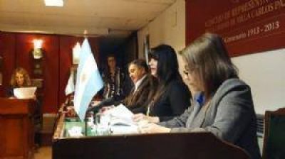 Hay expectativas sobre los anuncios que har� Avil�s hoy en la apertura de sesiones