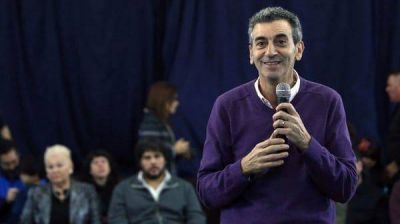Florencio Randazzo compar� el apoyo a Cristina Kirchner con el que tuvo Carlos Menem en 2003