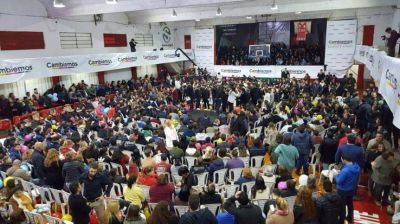 Vidal extrema la polarizaci�n con el kirchnerismo y se mete con bastiones de su campa�a
