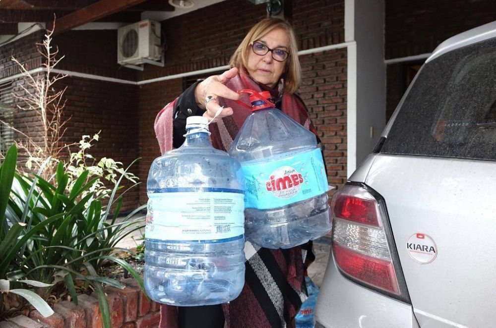 Llevan 5 das sin agua en un barrio de San Carlos