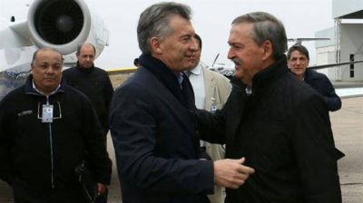 Unidos por la coparticipaci�n, los gobernadores buscan plantarse ante Macri