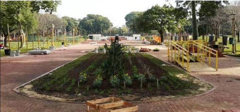 Parque Chacabuco: sin bar y con espacio verde en recuperacin