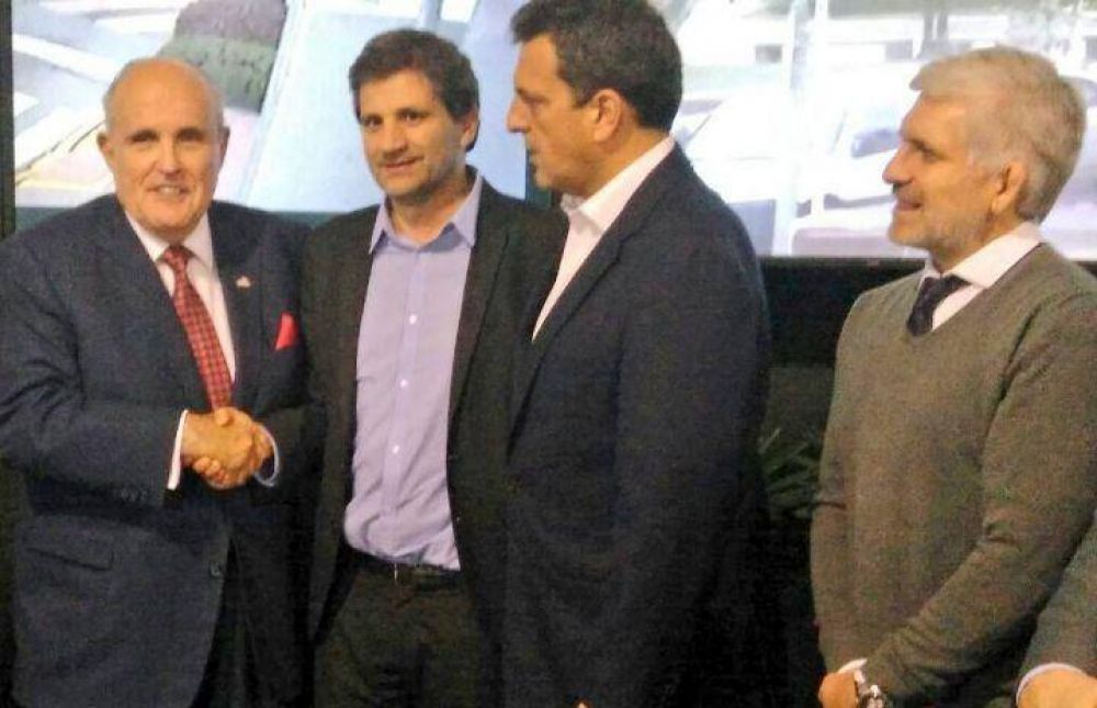Ariel Ciano dialog� sobre seguridad con el ex alcalde de Nueva York